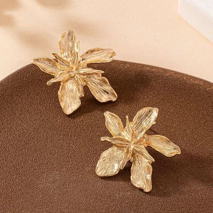 Vintage Metal Flower Big Stud Earrings for Women